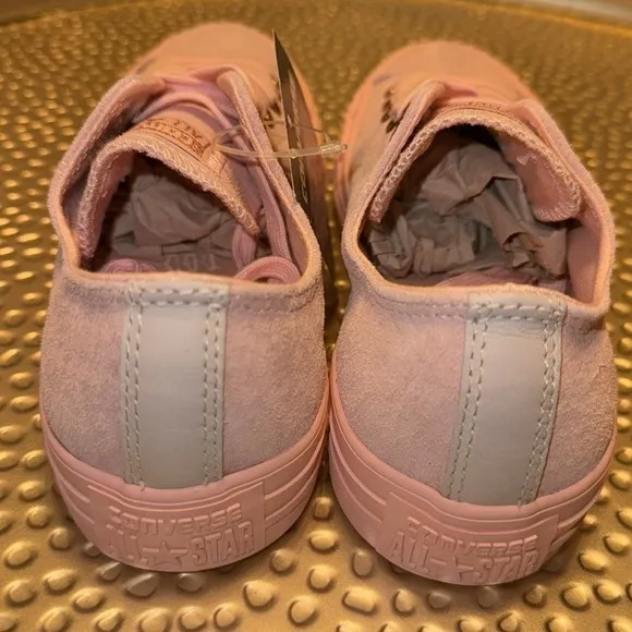 NWT no box pink &amp; rose gold suede converses sneakers size 6.5