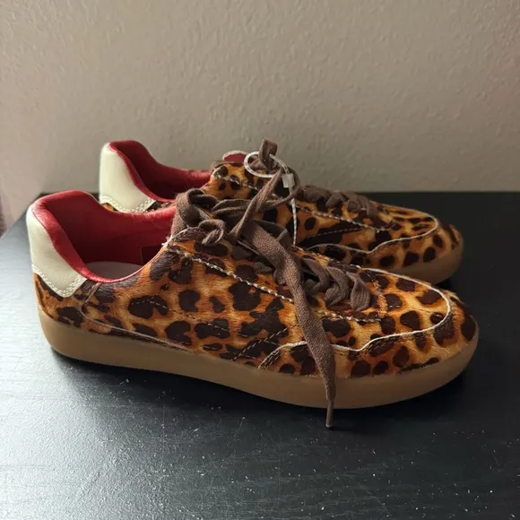 NWT Steve Madden Braxton Leopard Print Retro Sneakers Sz 7M