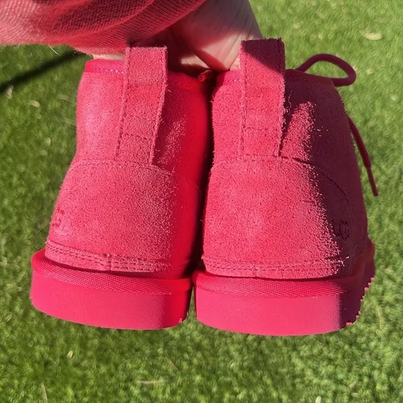 NWT UGG Neumel Boots!