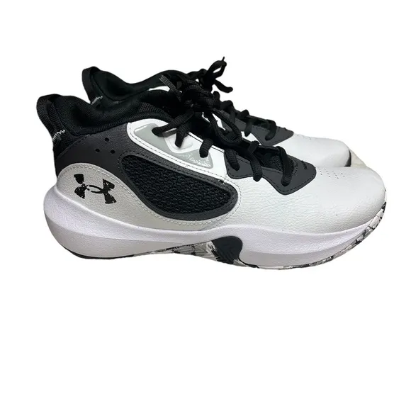 NWT Unisex UA Lockdown 6 Basketball Shoes 6Y