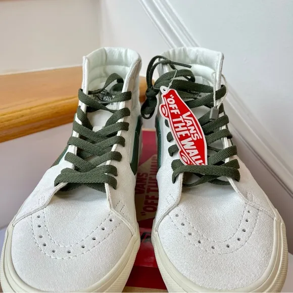 NWT Vans Sk8 Hi Leather Sneakers in Vintage Pop - Marshmallow Turtledove
