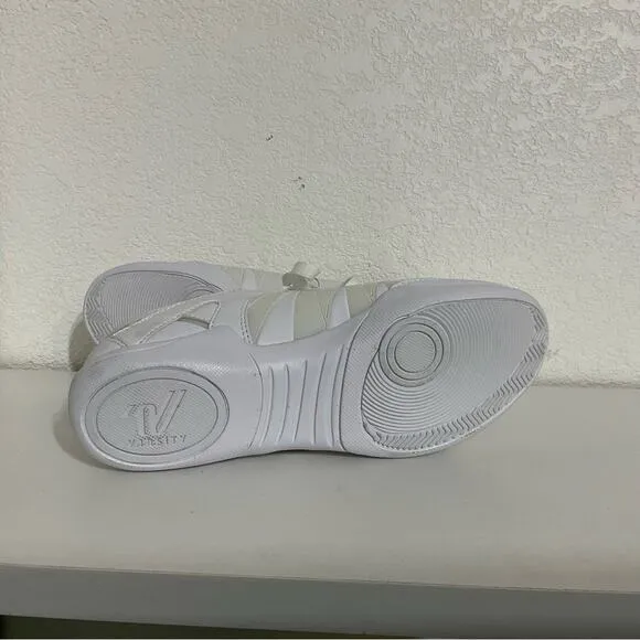 NWT Varsity Charge Cheer Shoes for Women Size 6