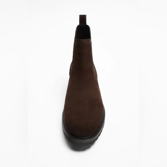 NWT. Zara Man Brown Suede Leather Chelsea Ankle Boots. Size 7.  9