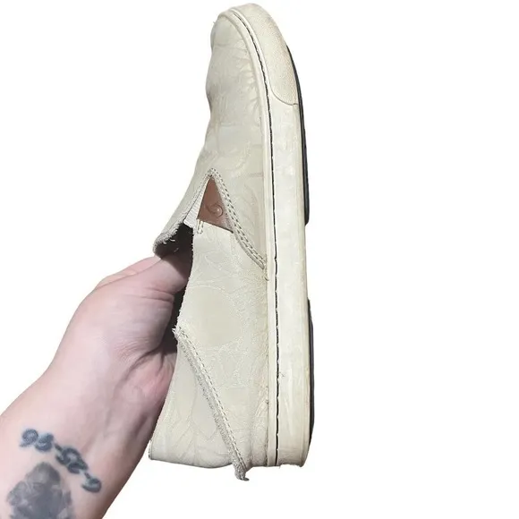 OLUKAI 100% Leather Tan Floral Pehuea Lau Slip On Shoes w/Drop Heel
