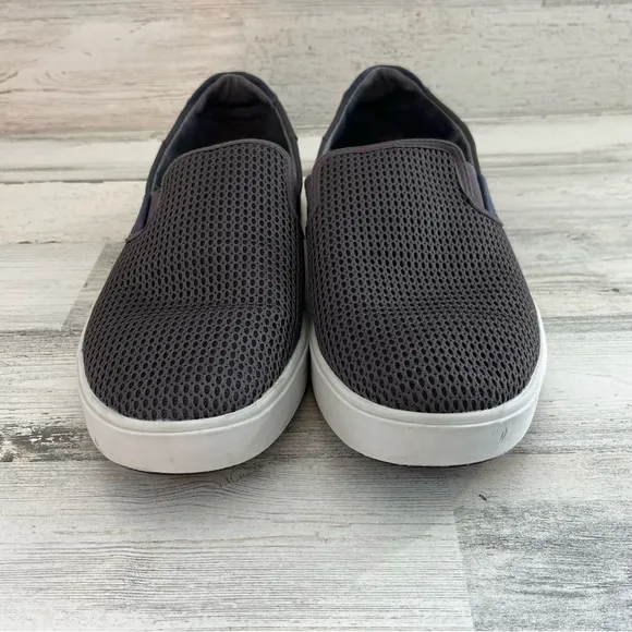 OluKai Men’s Lae’Ahi Slip On Beach/Casual Sneakers Color-Gray Size 12