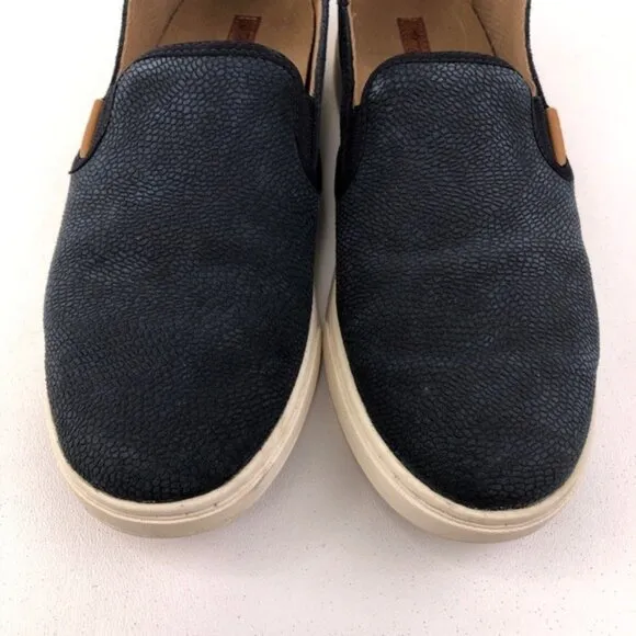 OluKai Pehuea Leather Drop Heel Slip on Shoes 7
