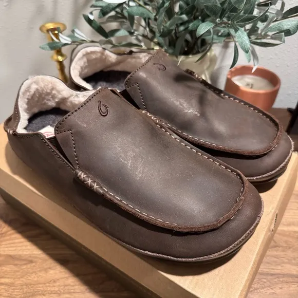 OluKai US 11M Moloa Genuine Leather Sheep Fur Lined Slipper Loafer Shoes Comfy