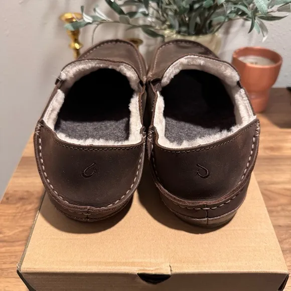 OluKai US 11M Moloa Genuine Leather Sheep Fur Lined Slipper Loafer Shoes Comfy