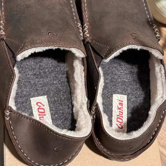 OluKai US 11M Moloa Genuine Leather Sheep Fur Lined Slipper Loafer Shoes Comfy