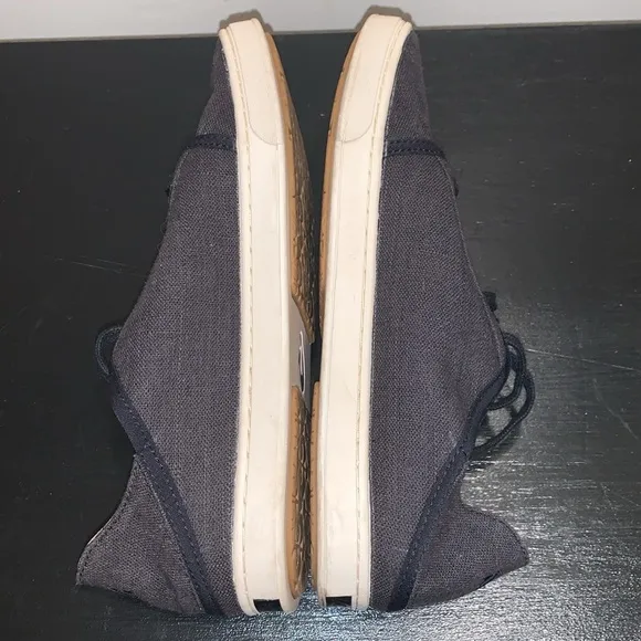 OluKai Women's Pehuea Li Casual Shoes.  Canvas Shoe.  Size 8.5.  Black