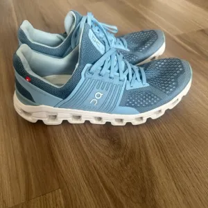 On Cloud Cloud Swift 3 Running Shoes 9.5