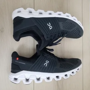 On Cloud Men's Swift Running Black And White Athletic Shoes Sz 7.5