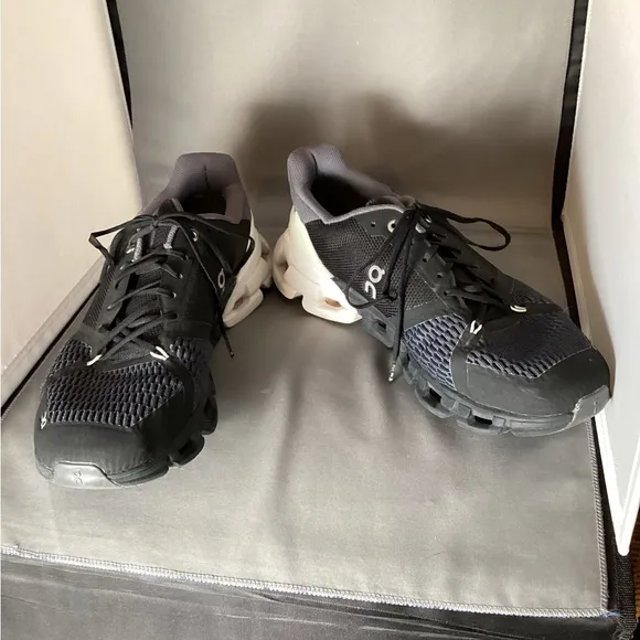 On Cloud On Running Cloudflyer ll shoes