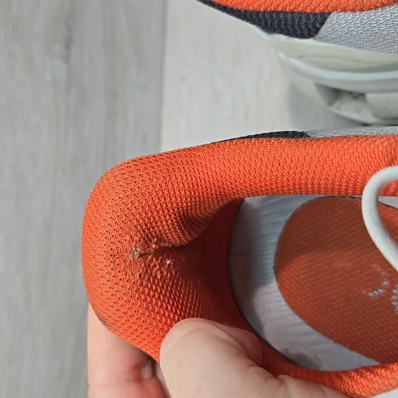 On Cloud Runner Men's Gray &amp;Orange Athletic Shoes Running Sneakers Sz 10