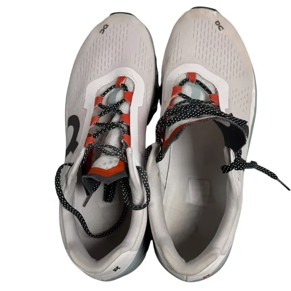 On running cloud monster in Frost | Surf size 13