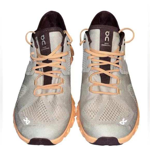 ON RUNNING WMNS CLOUD X &quot;SILVER&quot;