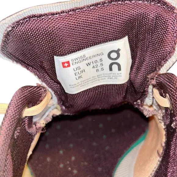ON RUNNING WMNS CLOUD X &quot;SILVER&quot;