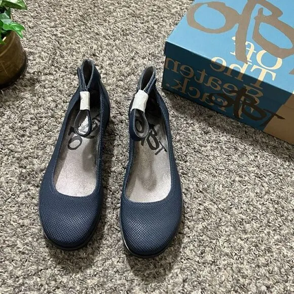 OTBT Scamper Leather Low Wedge Shoes Ankle Strap Size 7 M Blue Leather New