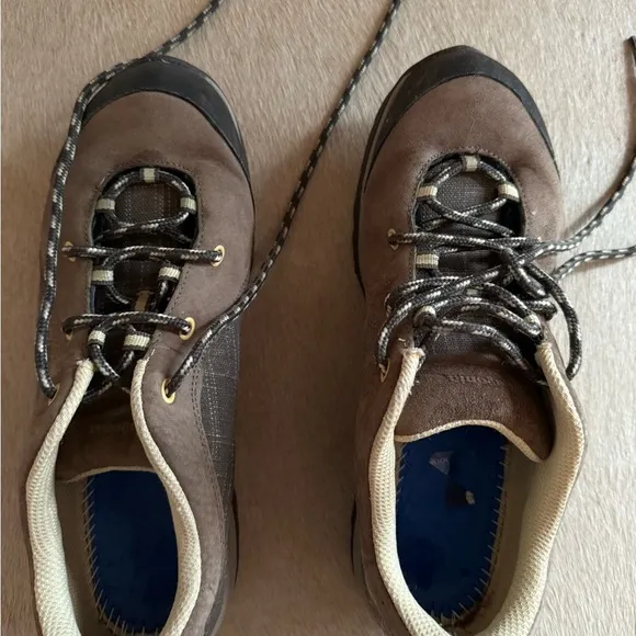 Patagonia Brown  Hiking Shoes