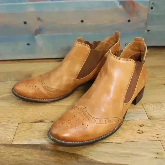 Paul Green Ava Wingtip Size 6.5 Camel Beige Leather Oxford Slip On Chelsea Boots