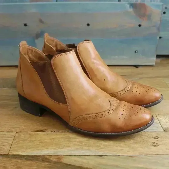Paul Green Ava Wingtip Size 6.5 Camel Beige Leather Oxford Slip On Chelsea Boots