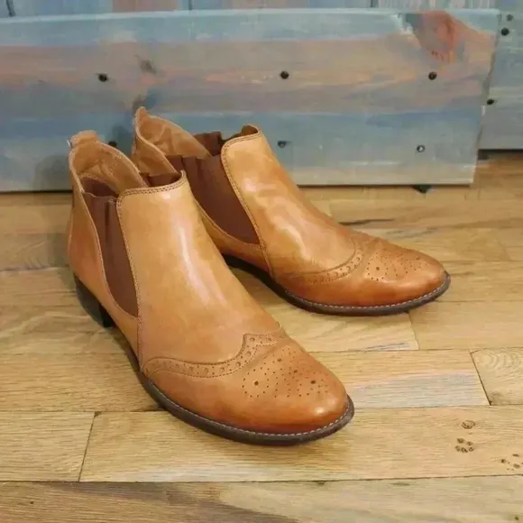 Paul Green Ava Wingtip Size 6.5 Camel Beige Leather Oxford Slip On Chelsea Boots