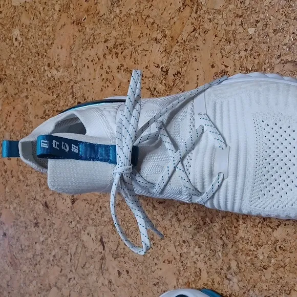 Peak Sport Taichi 1.0 Plus Men's White/Blue Running Shoes Size 10
