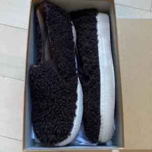 Pepe Italian boys girls shown sherpa leather shoes