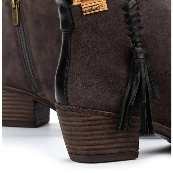 Pikolinos Baqueira grey suede fringe ankle boots size 40