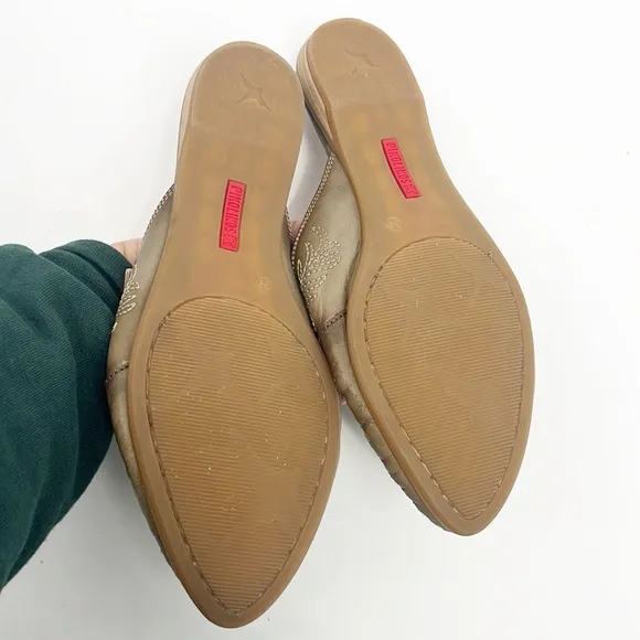 Pikolinos Bari Perforated Slip On Mules size 37 6.5 - 7 Olive Green Leather