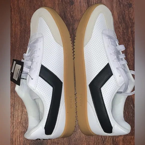 Pony sneakers size 9 classic shoes