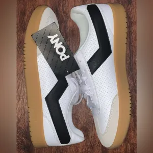 Pony sneakers size 9 classic shoes