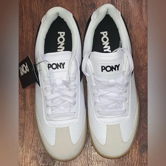 Pony sneakers size 9 classic shoes