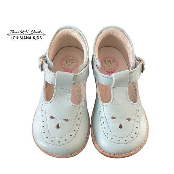 Posh Pickle Sz 6 Light Blue Emma Leather T-Strap Shoes