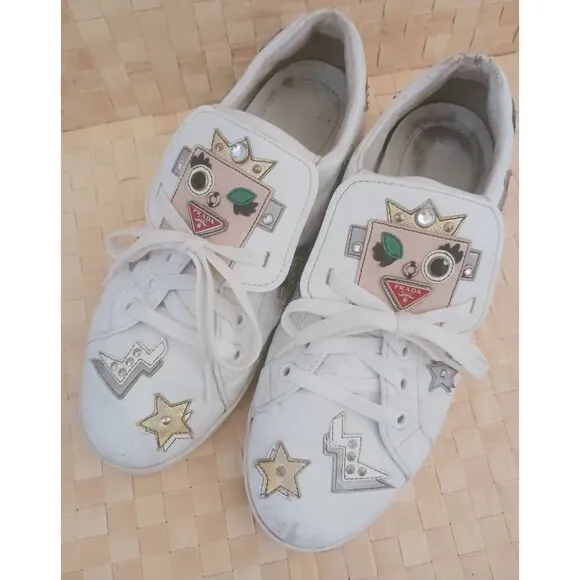 PRADA White Leather Robot Girl Applique Lace Up Fashion Sneaker US 7-7.5