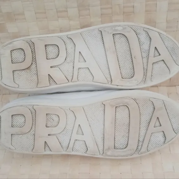 PRADA White Leather Robot Girl Applique Lace Up Fashion Sneaker US 7-7.5