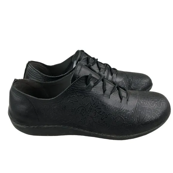 Propet Women's Size 10XX (4E) Chantel Black Leather Embossed Floral Sneakers