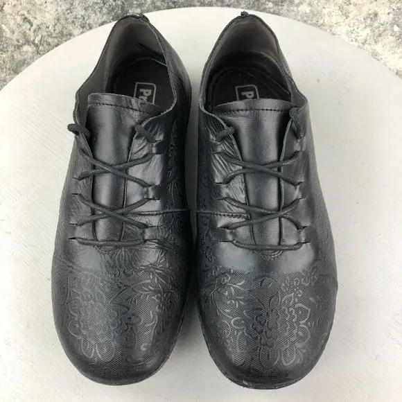 Propet Women's Size 10XX (4E) Chantel Black Leather Embossed Floral Sneakers