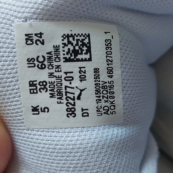 Puma ca pro Classic Junior's white shoes  sneakers size 6c