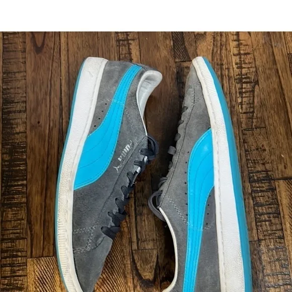 Puma classic suede and leather sneakers shoes with blue and silver details sz 9