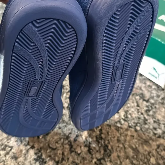 Puma match embossed blue sneakers NIB 11.5