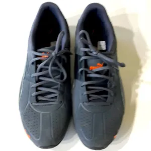 Puma Men Sneakers EUC