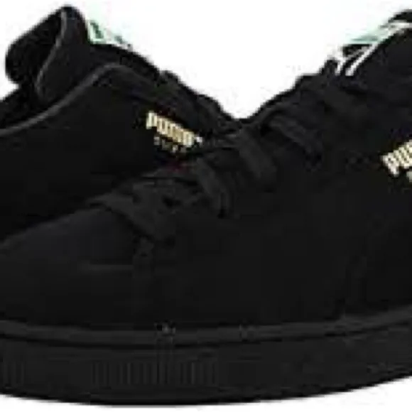 PUMA • Suede Classic 21 Black Sneakers