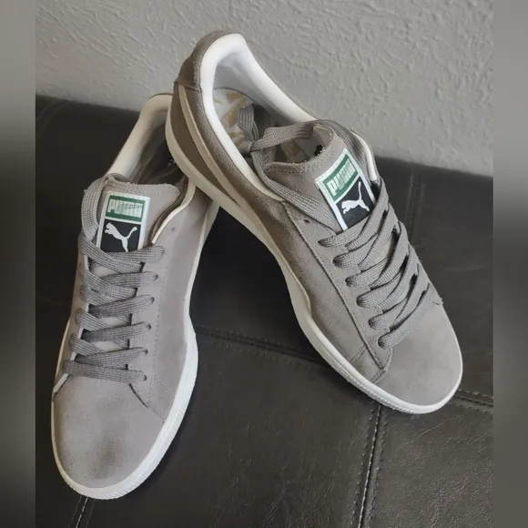 Puma Suede Classic  Gray White Men's Sneakers Size 8 NWOT