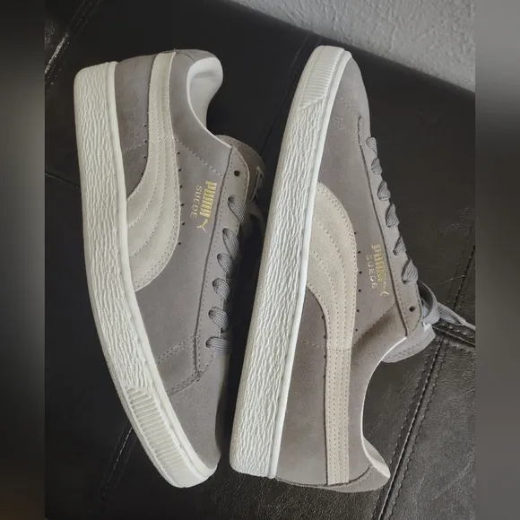 Puma Suede Classic  Gray White Men's Sneakers Size 8 NWOT