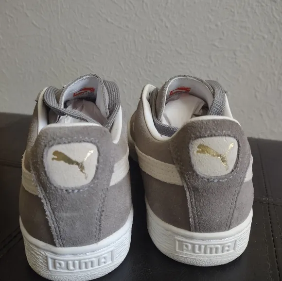 Puma Suede Classic  Gray White Men's Sneakers Size 8 NWOT