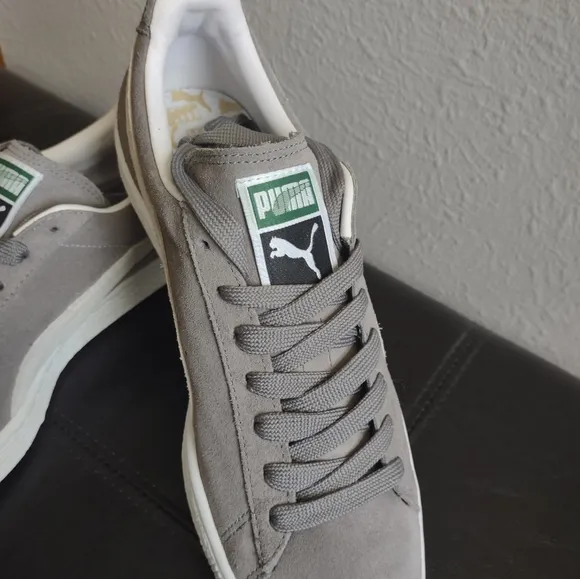 Puma Suede Classic  Gray White Men's Sneakers Size 8 NWOT