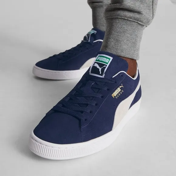 PUMA Suede Classic XXI Sneakers/Shoes | Color: Peacoat-Puma White | NEW/NWOT!!🔥