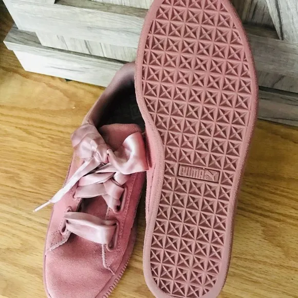 Puma Suede Heart Satin II Dusty Rose Sneakers
