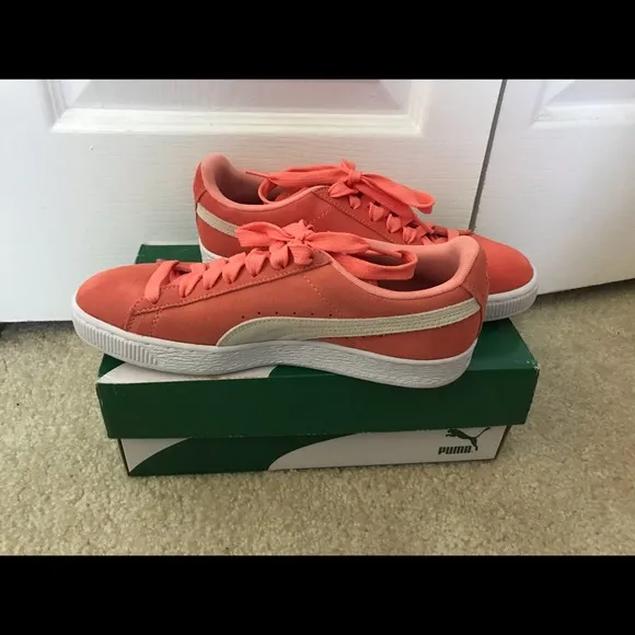 Puma suede pink sneakers